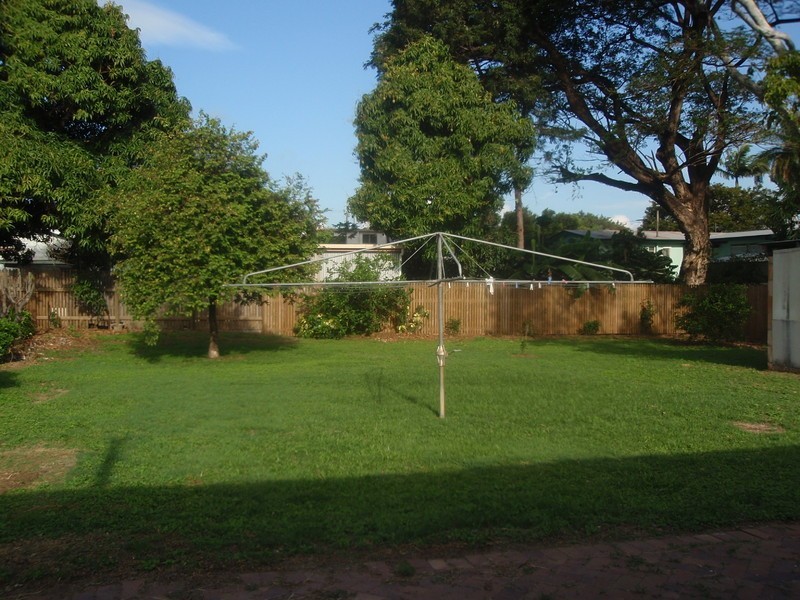 12 Winifred Street, Mundingburra QLD 4812