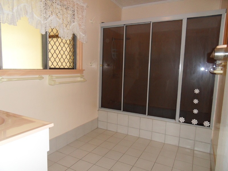 147 Charles Street, Heatley QLD 4814