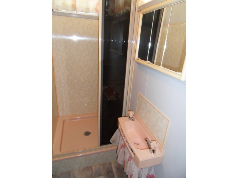 147 Charles Street, Heatley QLD 4814