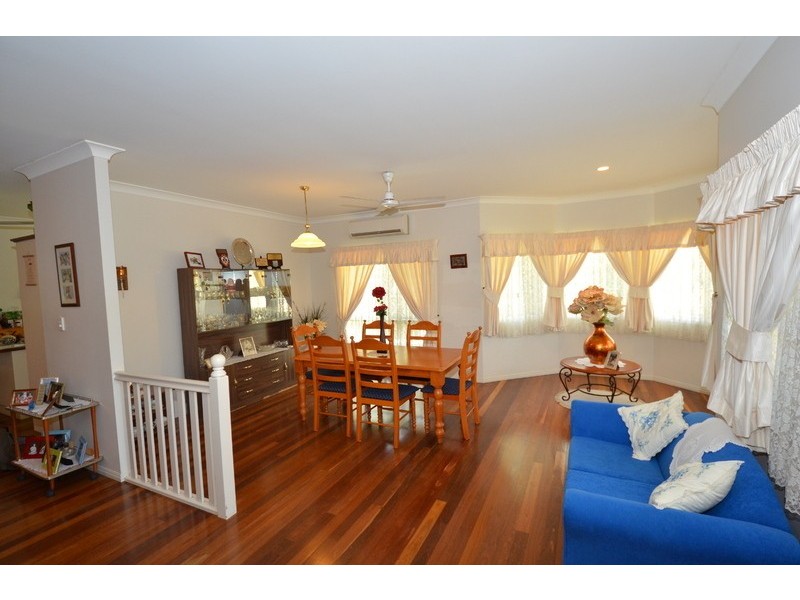 11 Yale Close, Douglas QLD 4814