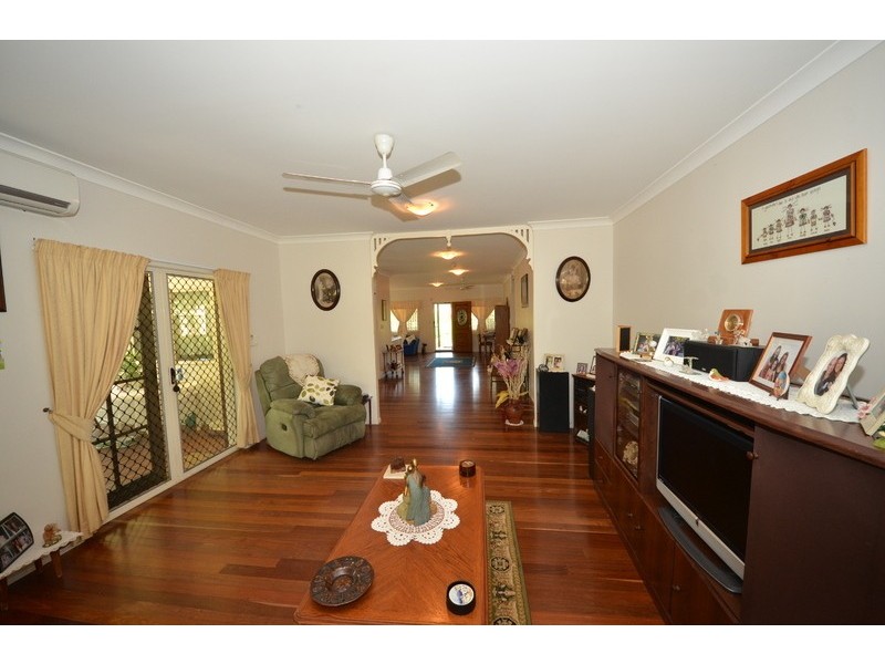 11 Yale Close, Douglas QLD 4814