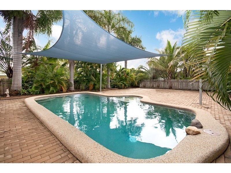 9 Flagstone Avenue, Rangewood QLD 4817