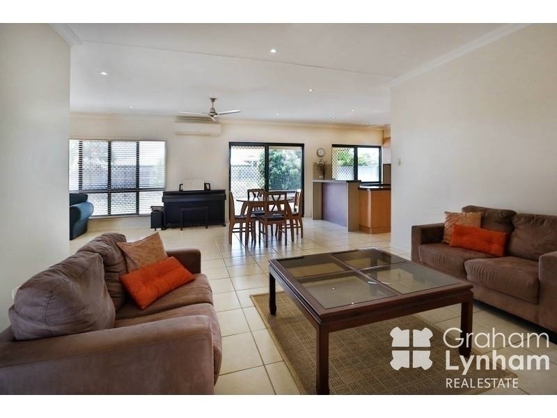 9 Riverwalk Way, Douglas QLD 4814