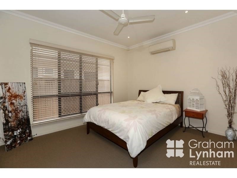 9 Riverwalk Way, Douglas QLD 4814