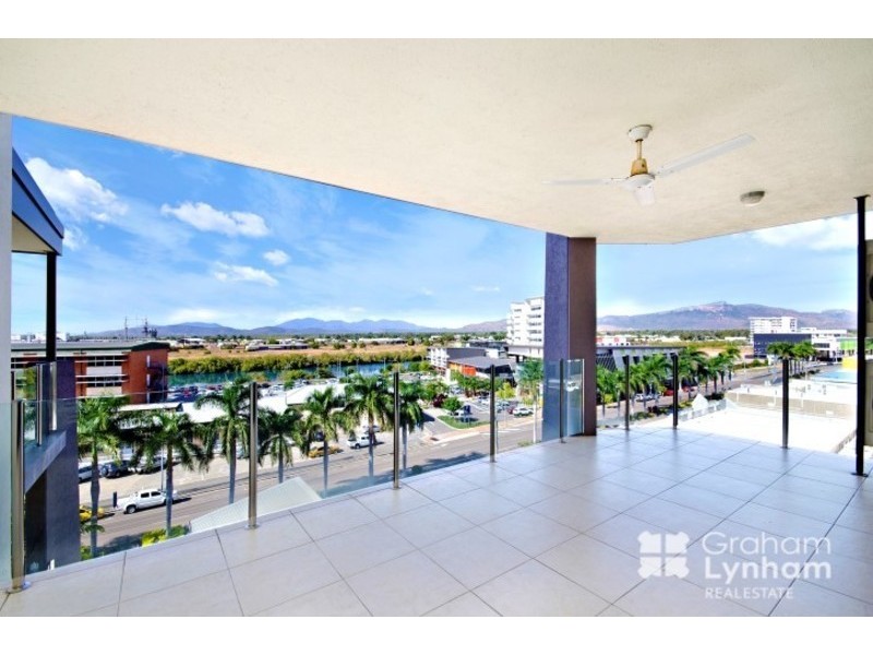 124/330 Sturt Street, Townsville City QLD 4810