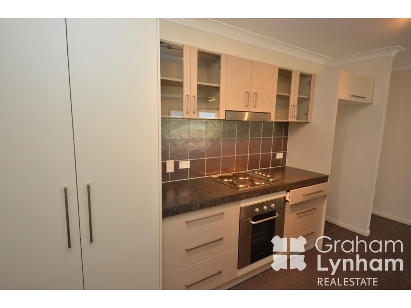 Bushland Beach QLD 4818