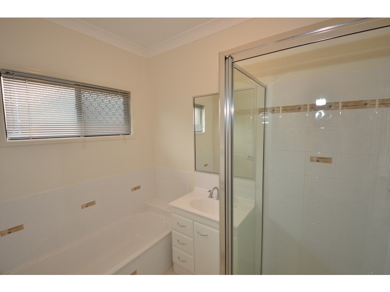 14 Fuji court, Mount Louisa QLD 4814