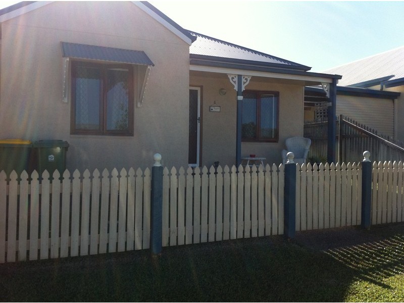 12 Warbler Crescent, Douglas QLD 4814
