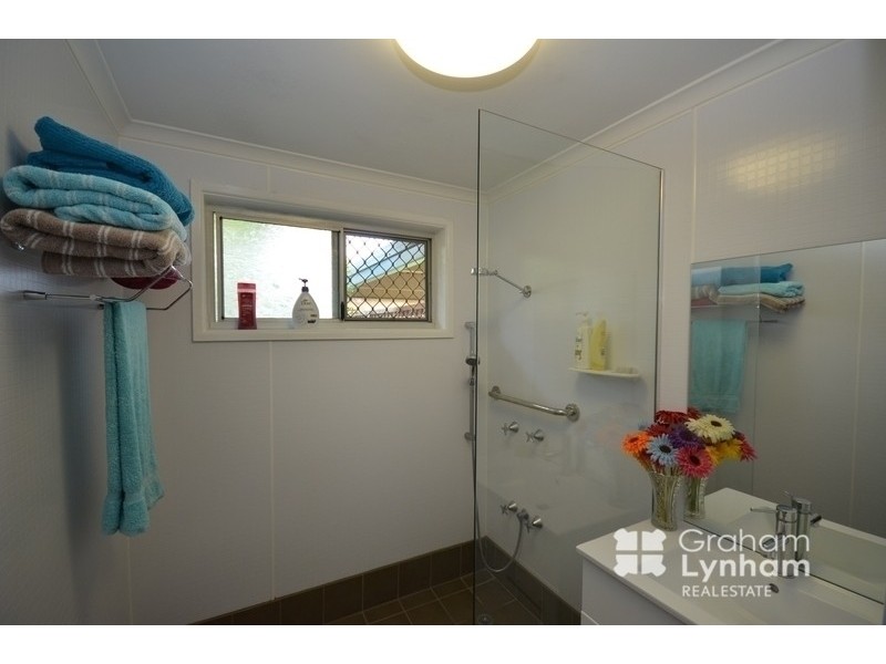 17 President Street, Kirwan QLD 4817