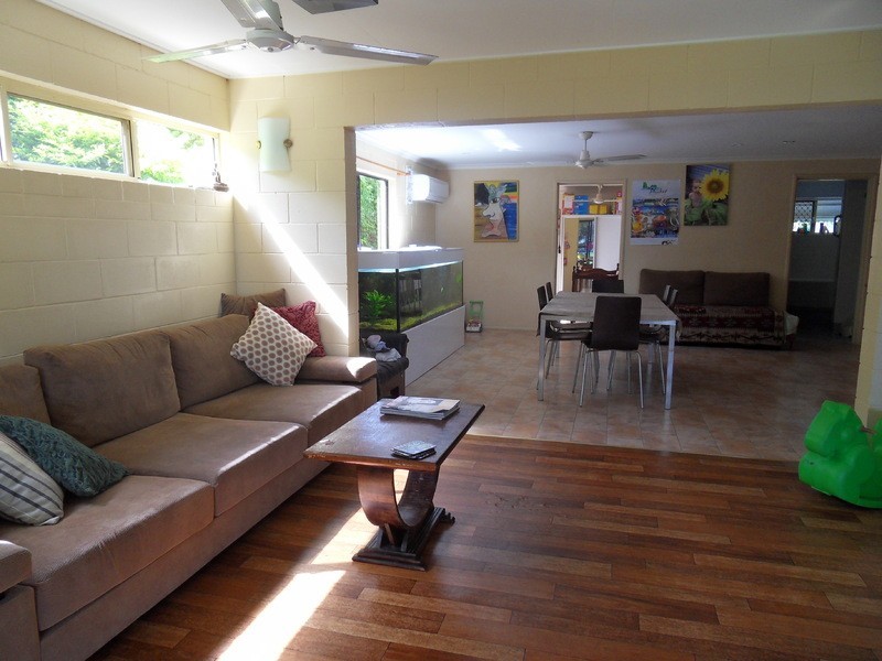 110 The Esplanade, Toolakea QLD 4818