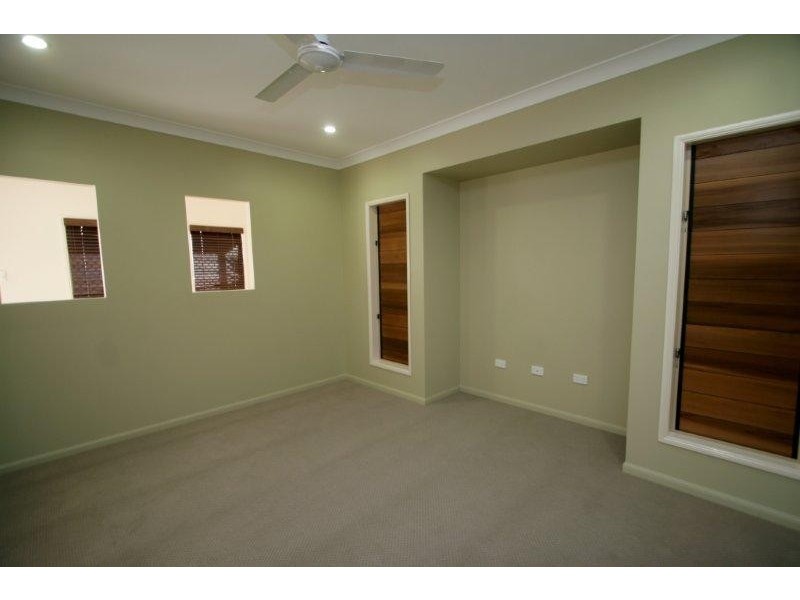 9 Waterbury Terrace, Idalia QLD 4811