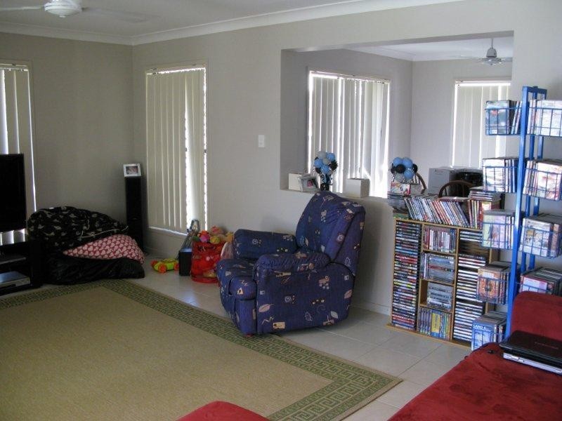 6 Franklin Drive, Mount Louisa QLD 4814