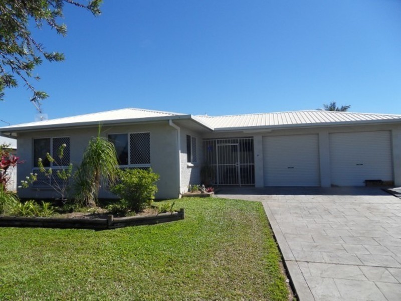 21 Amanda Avenue, Rasmussen QLD 4815