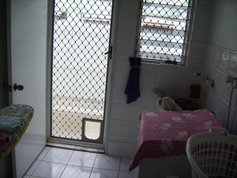 21 Amanda Avenue, Rasmussen QLD 4815