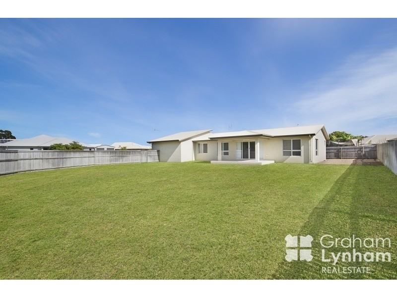 1 Ningaloo Crescent, Burdell QLD 4818
