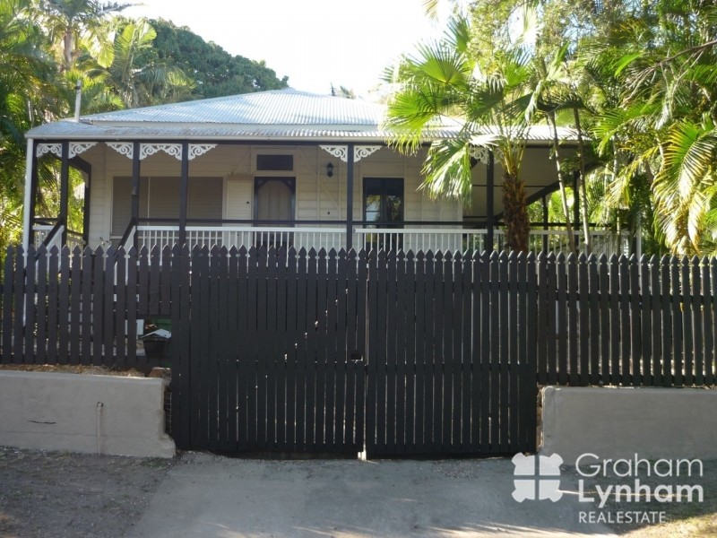 West End QLD 4810