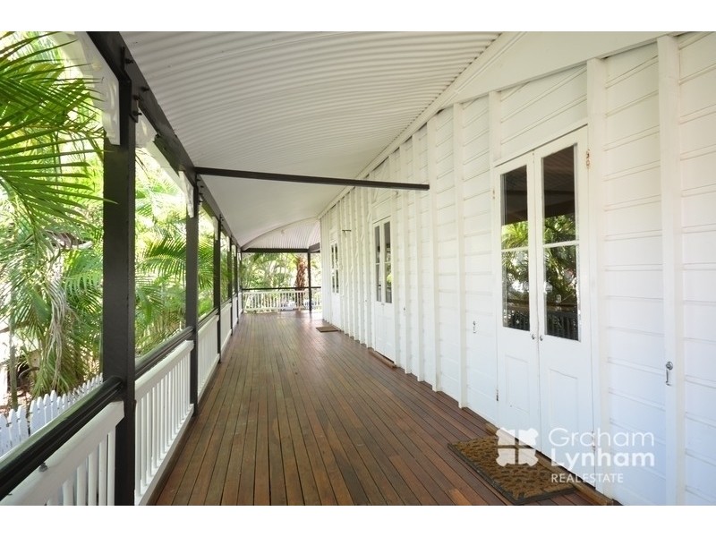 West End QLD 4810