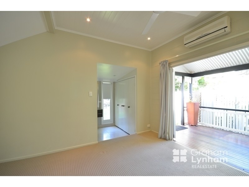 West End QLD 4810