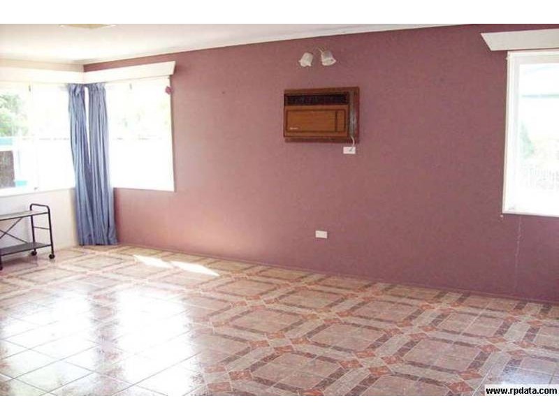 77 Hammett Street, Currajong QLD 4812