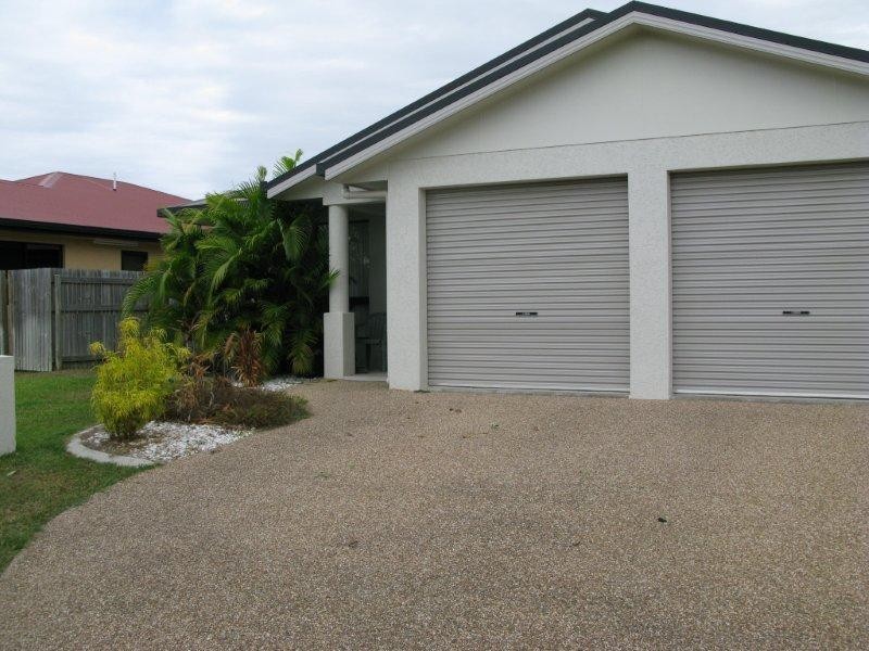 25 Lakewood Avenue, Kirwan QLD 4817