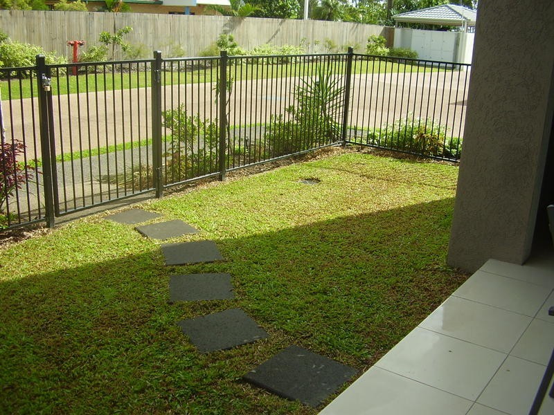 9/157-159 Stuart Drive, Wulguru QLD 4811