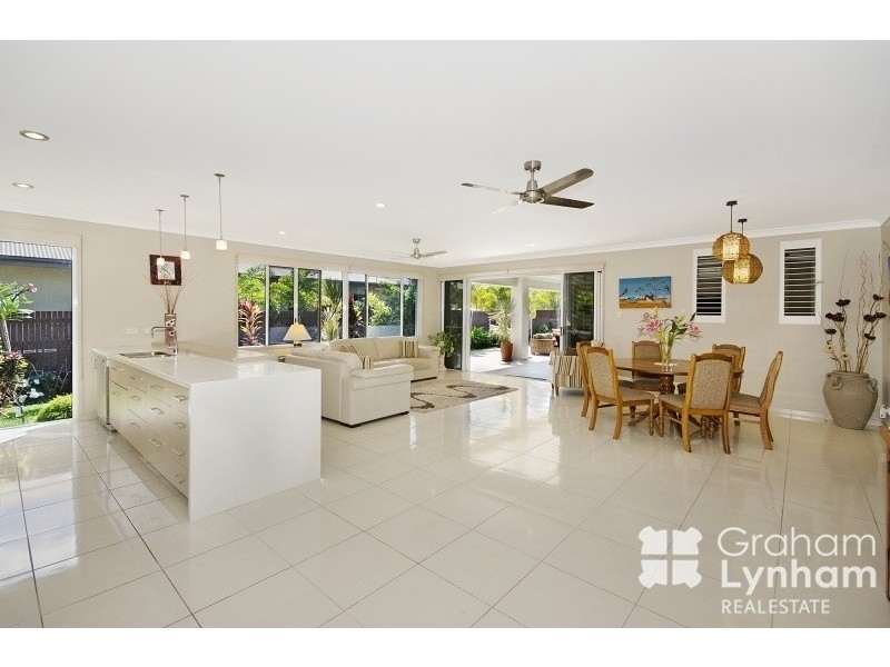 6 Polmaise Close, Burdell QLD 4818