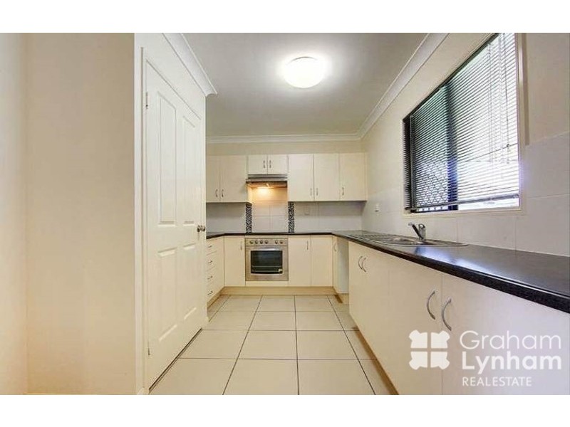 Bushland Beach QLD 4818