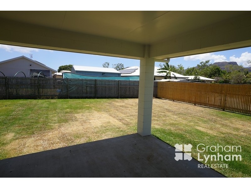 6 Rennot Court, Kelso QLD 4815