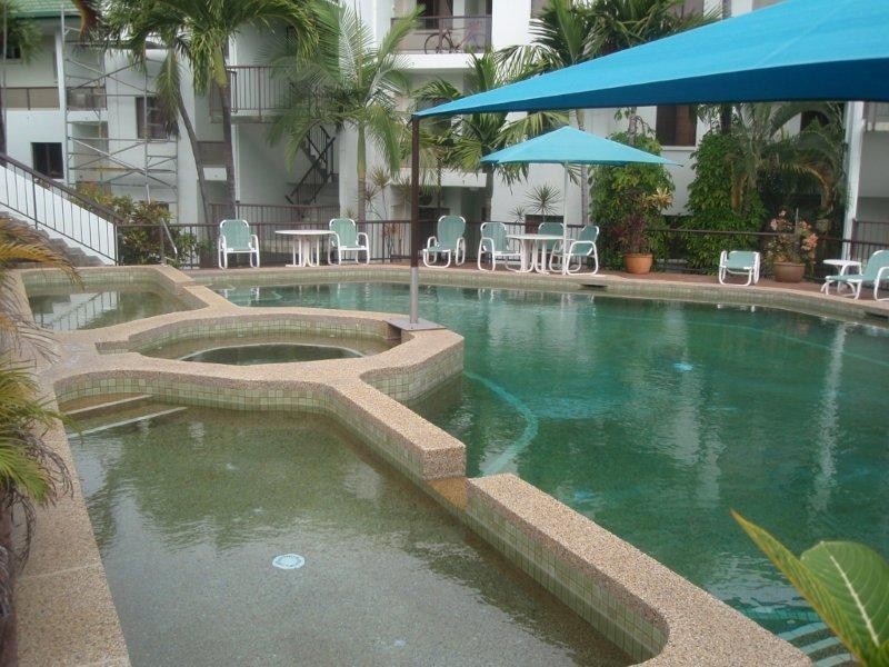 9/15 Hale Street, North Ward QLD 4810