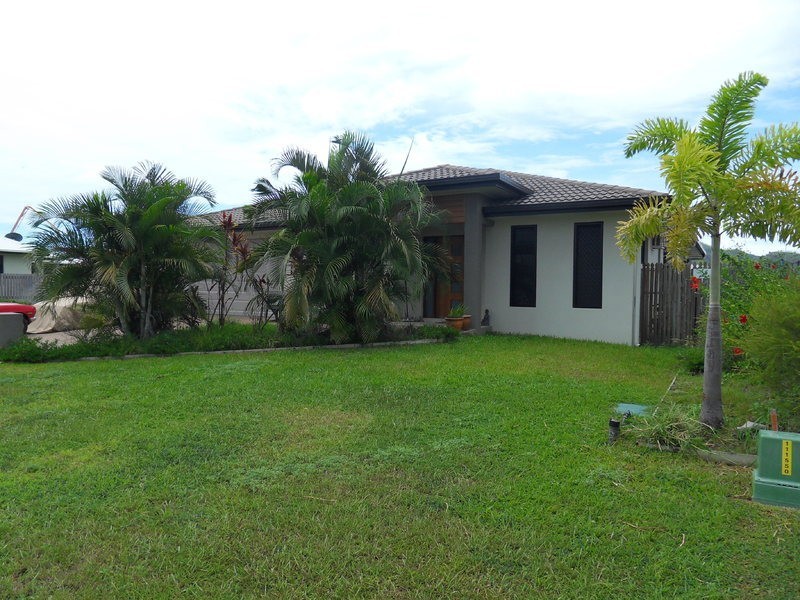 2 Sanderling Circuit, Kelso QLD 4815