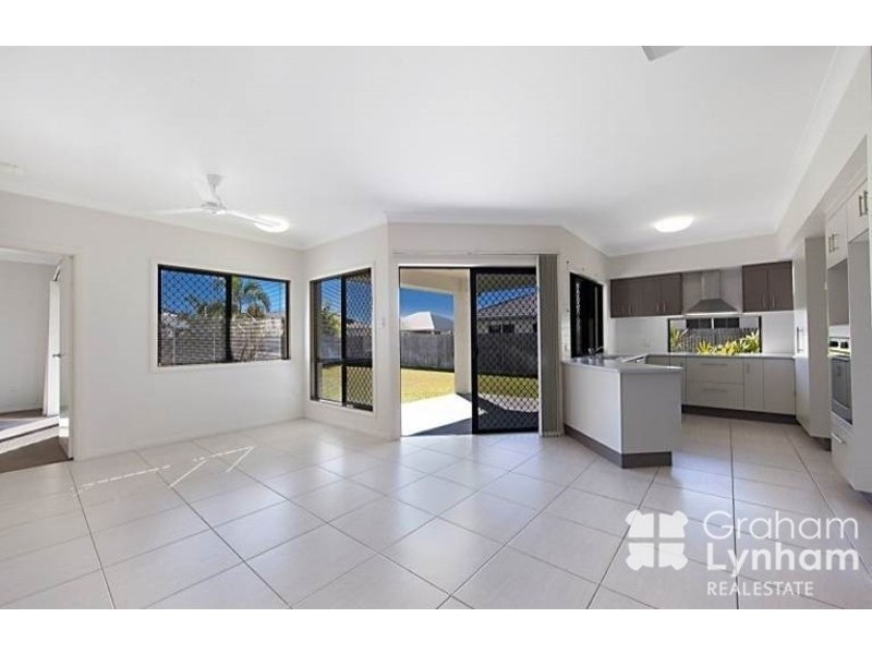 11 Ningaloo Crescent, Burdell QLD 4818