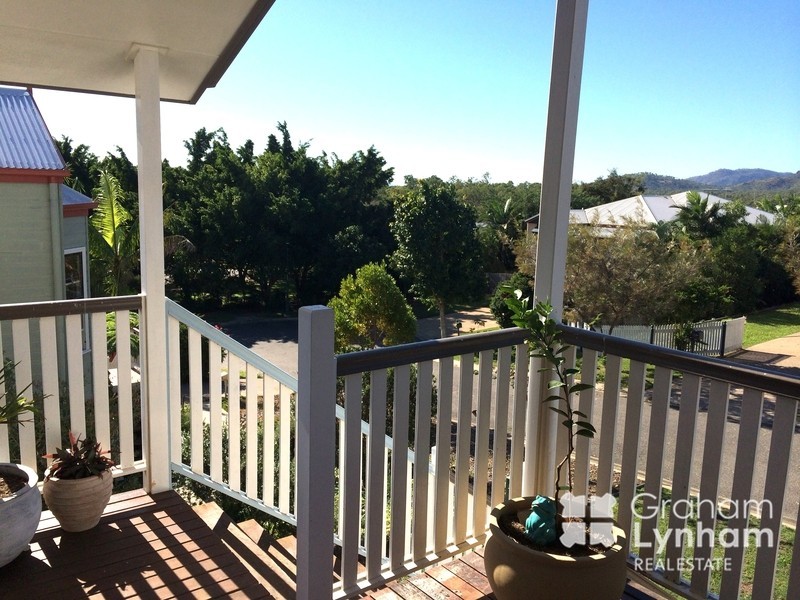 2 Blue Gum Place, Douglas QLD 4814