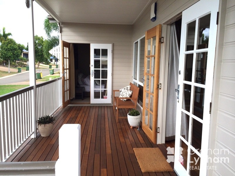 2 Blue Gum Place, Douglas QLD 4814