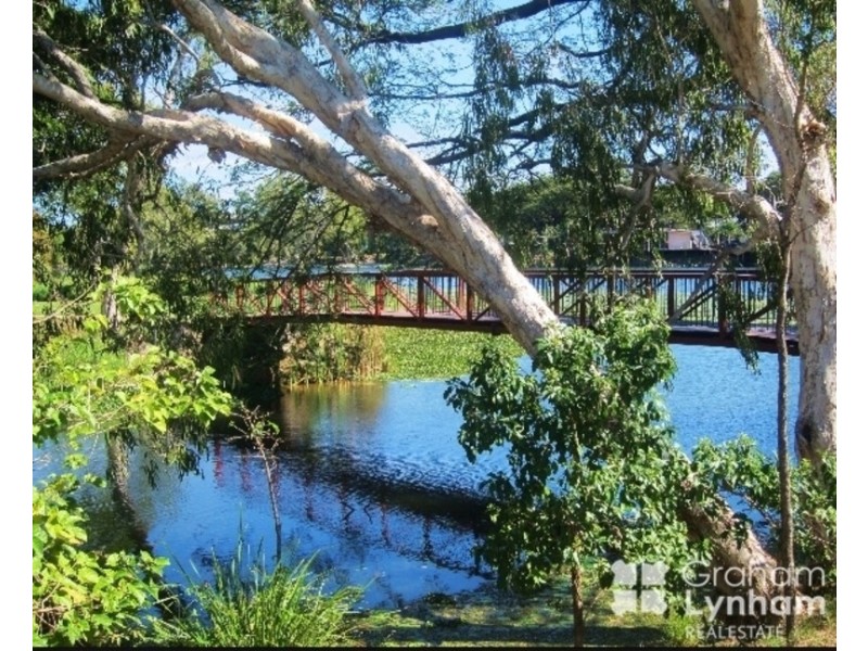 2 Blue Gum Place, Douglas QLD 4814