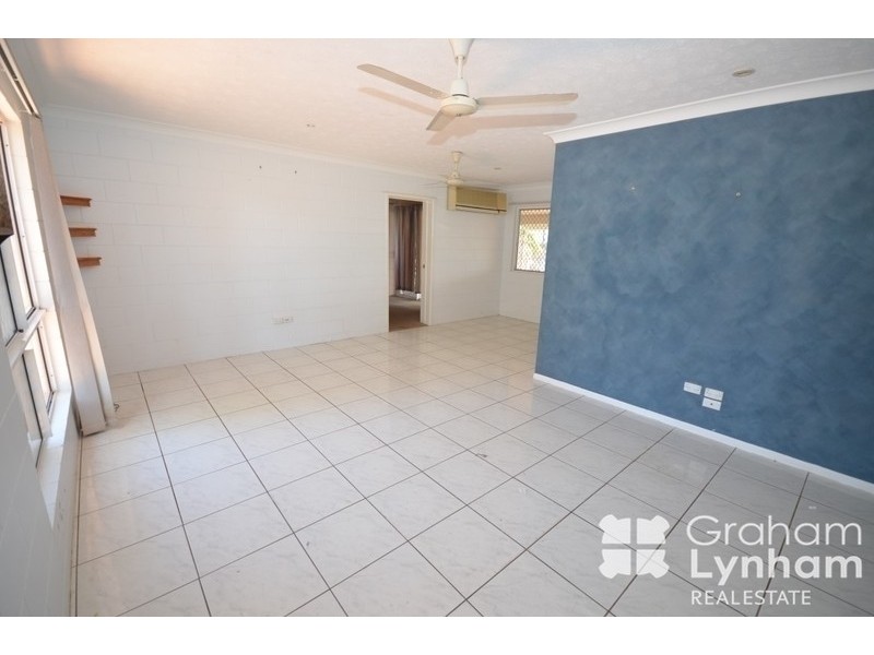 38 Amber Avenue, Rasmussen QLD 4815