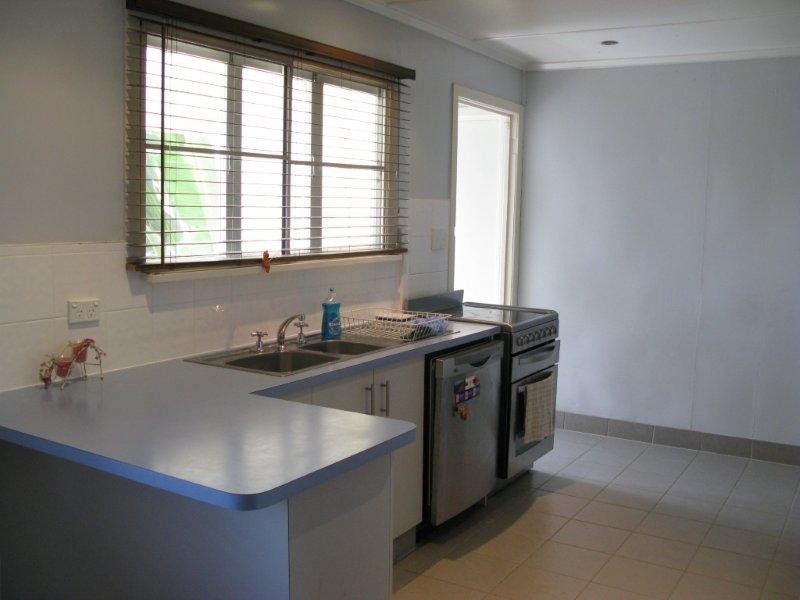 33 Halifax Street, Garbutt QLD 4814