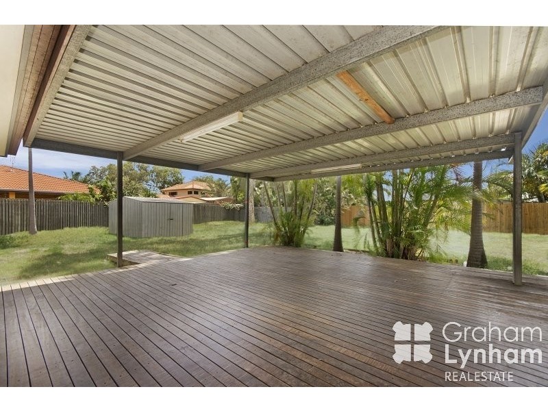 Bushland Beach QLD 4818