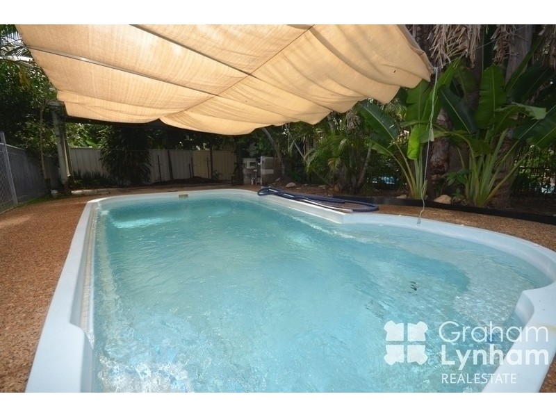 26 Coral Street, Saunders Beach QLD 4818