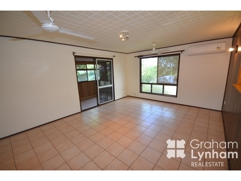 26 Coral Street, Saunders Beach QLD 4818