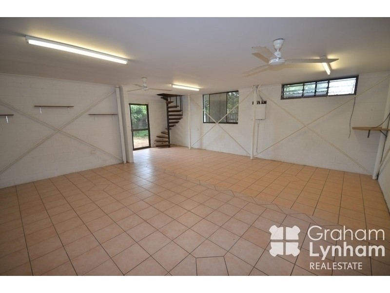 26 Coral Street, Saunders Beach QLD 4818