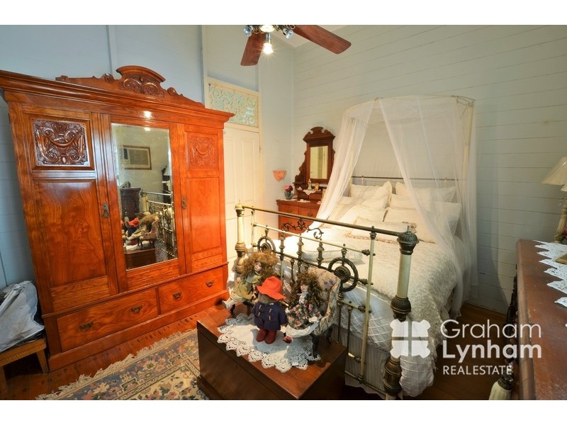 6 Morehead Street, South Townsville QLD 4810