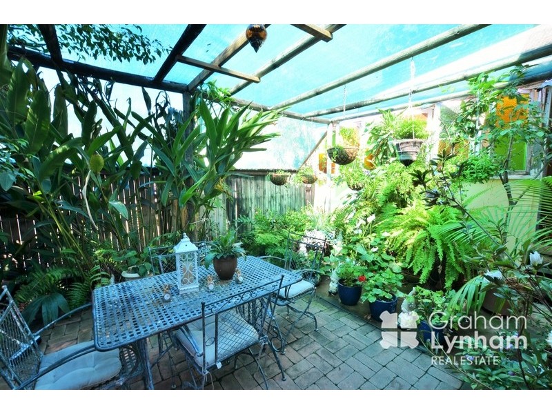 6 Morehead Street, South Townsville QLD 4810