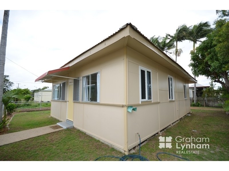 2B Bell Street, South Townsville QLD 4810