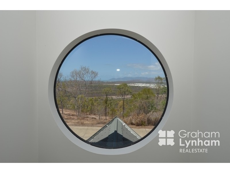 20 Mt Kulburn Drive, Jensen QLD 4818