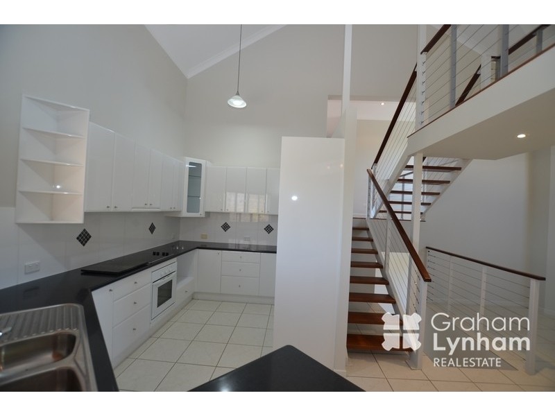 20 Mt Kulburn Drive, Jensen QLD 4818