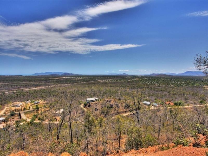 20 Mt Kulburn Drive, Jensen QLD 4818