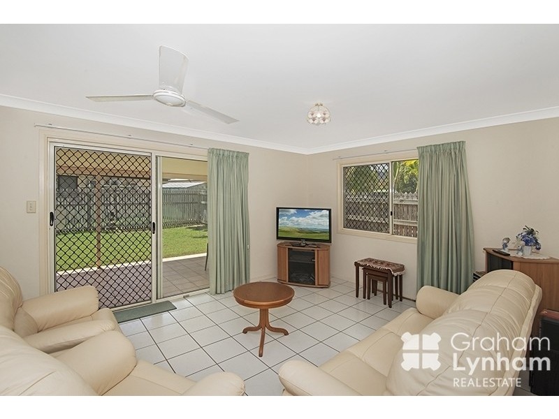 8 Columbia Way, Douglas QLD 4814