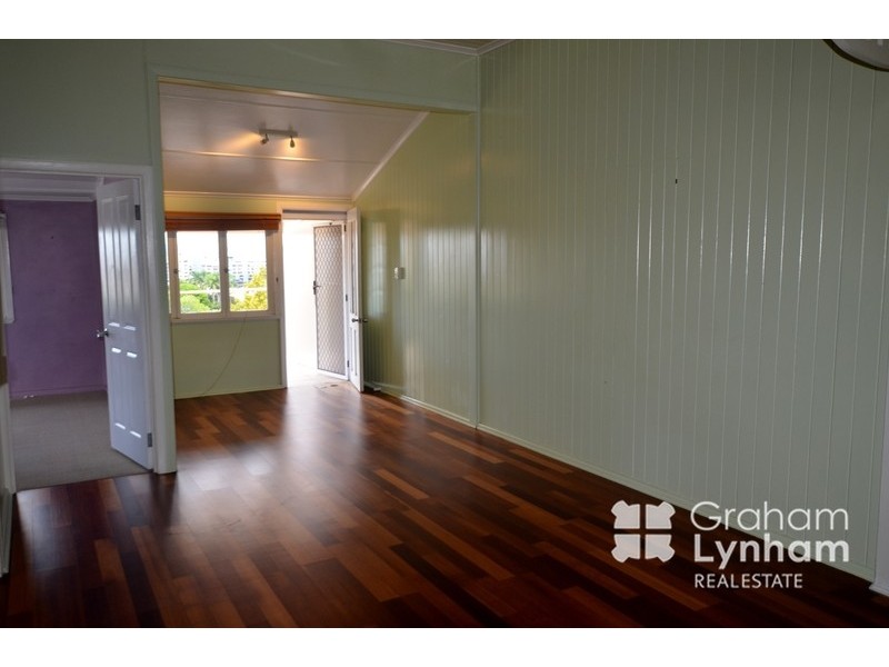 4/24 Hale Street, North Ward QLD 4810