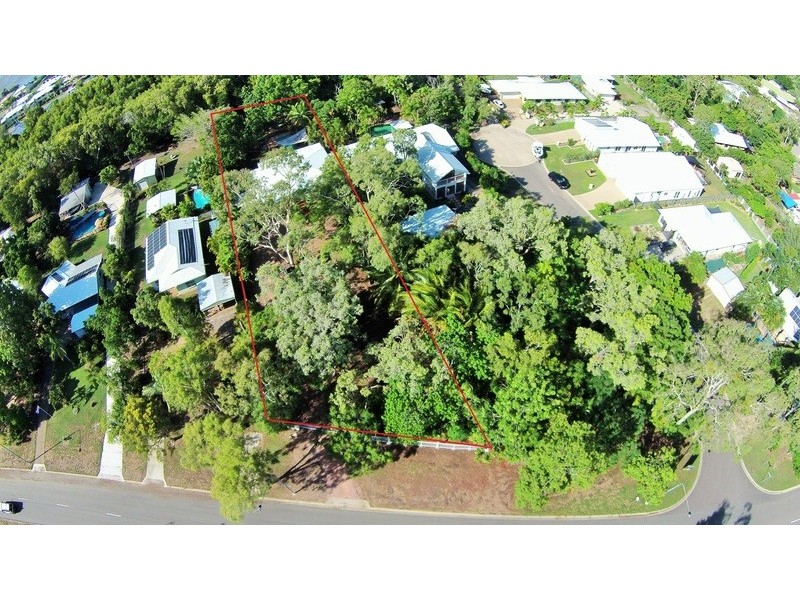 79 Marina Drive, Bushland Beach QLD 4818