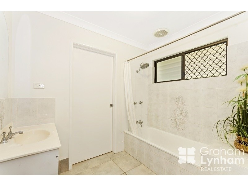 30 Cobham Crescent, Kirwan QLD 4817